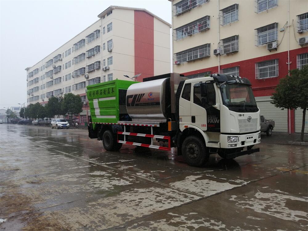 14方同步碎石封層車(chē)-解放J6單橋同步碎石封層車(chē)